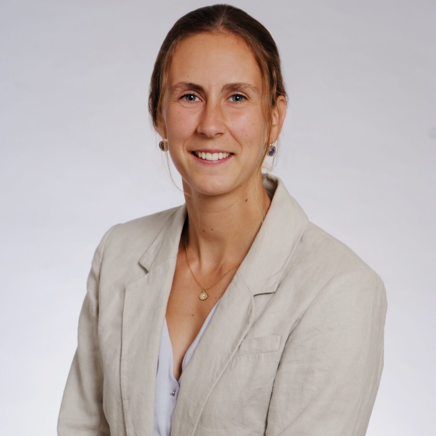 Clara Rentz_Headshot